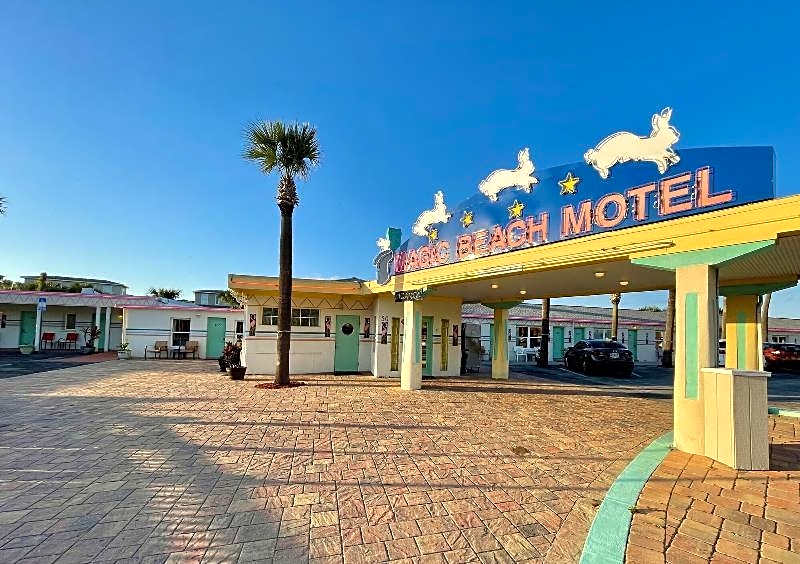 Magic Beach Motel