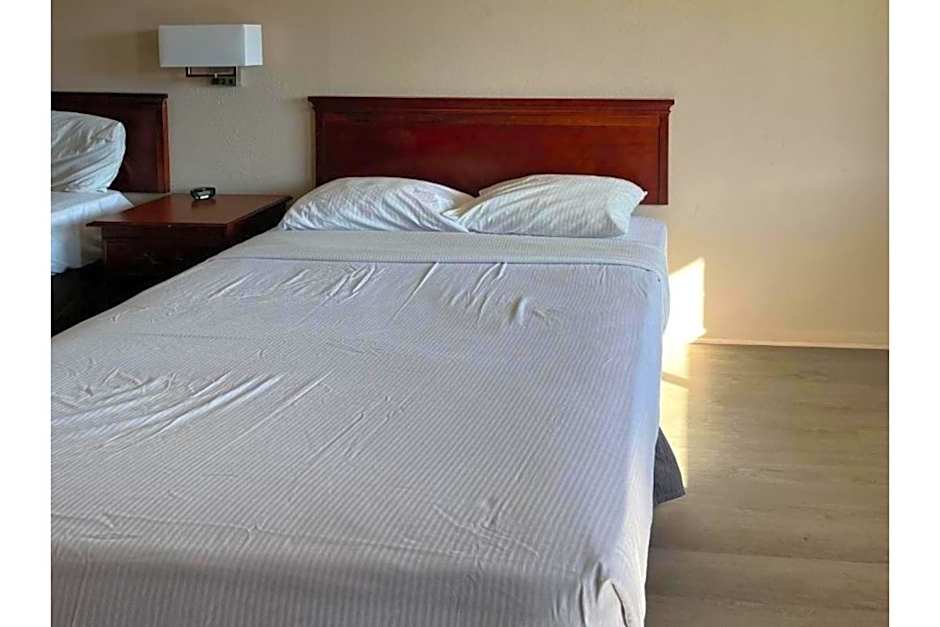 Studio 6 Millington TN