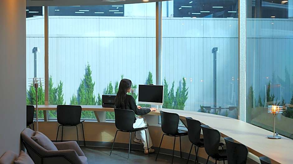 Workers Hotel Daejeon by Aank