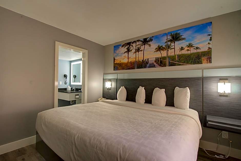 Clarion Pointe Tampa-Brandon Near Fairgrounds and Casino