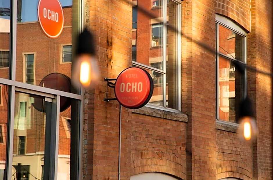Hotel Ocho