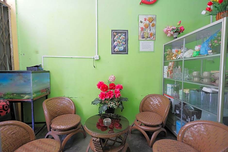 Hotel O Penginapan Mak YesNearTaman Buluh Hang Tuah