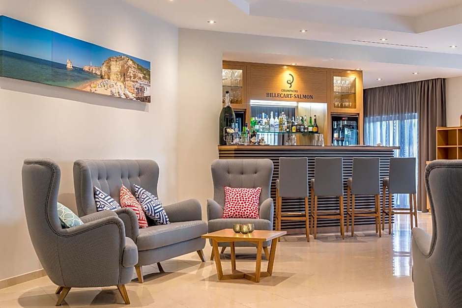 Caneiros Luxury House & Suites