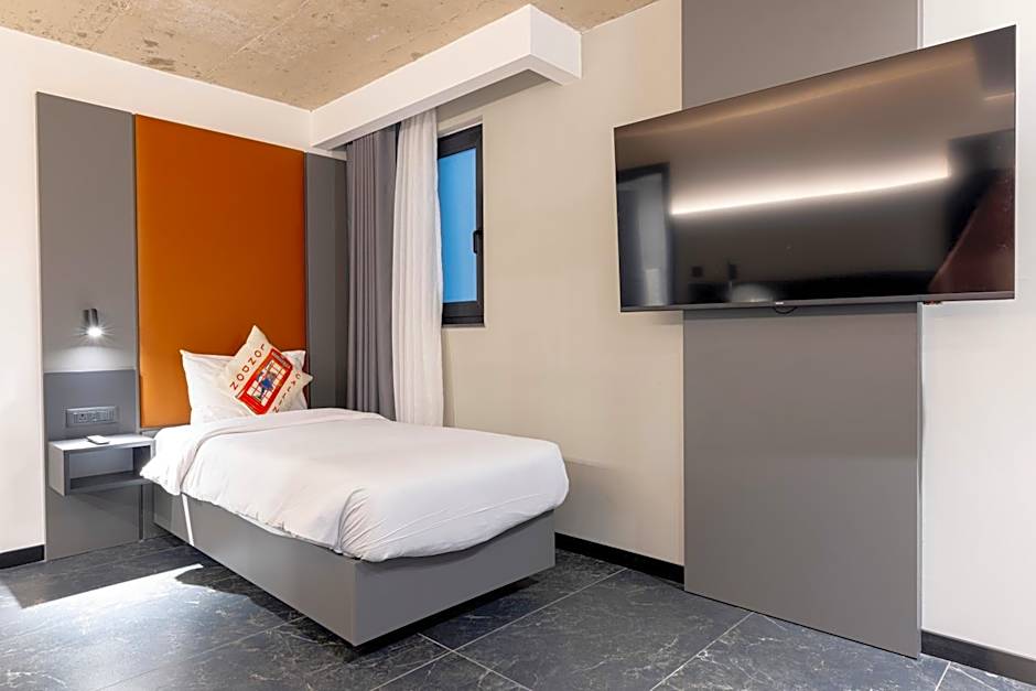 The Londoner Hotel St. Julian's