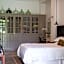 Liedjiesbos Urban Olive Farm Accommodation