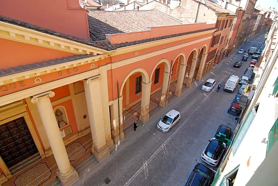 Santo Stefano Apartments - BolognaRooms