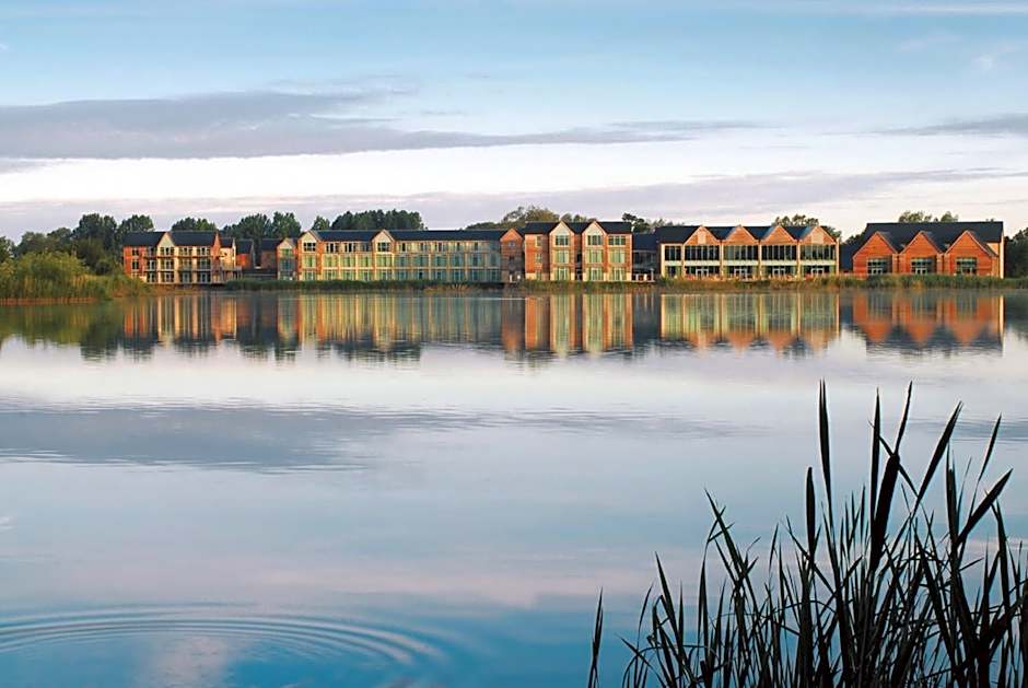 De Vere Cotswold Water Park