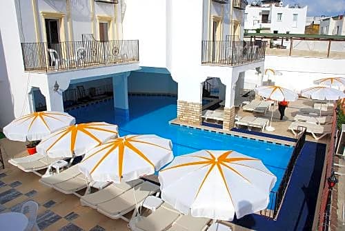 Sky Vela Hotel & Suites - All Inclusive