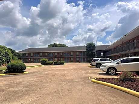 Delta Inn West Helena US 49 AR