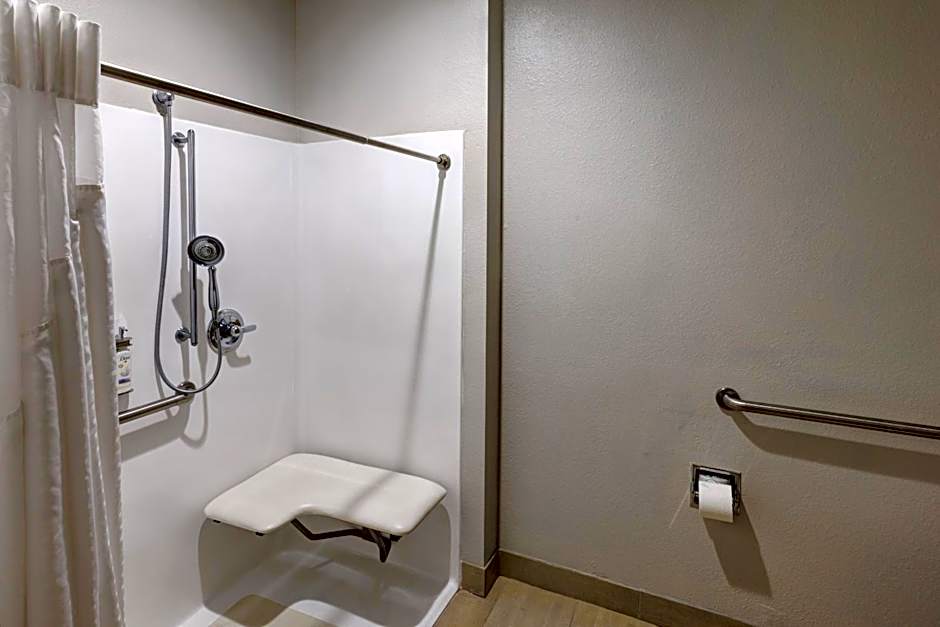 Holiday Inn Express & Suites Shelbyville Indianapolis by IHG