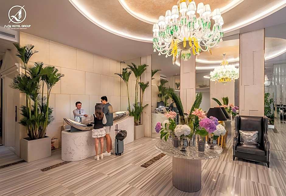 A & Em Saigon Hotel