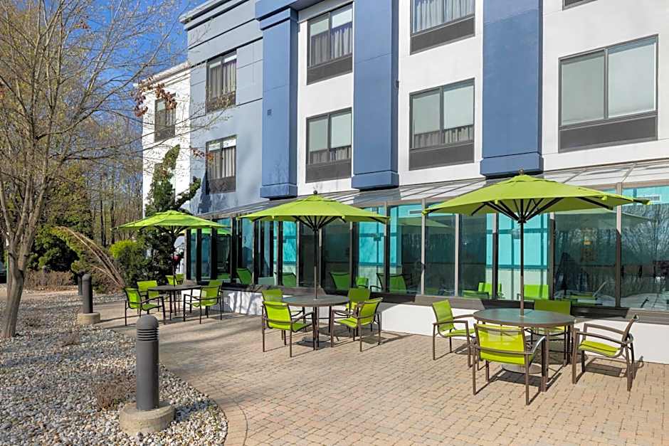 SpringHill Suites by Marriott Grand Rapids Airport Southeast