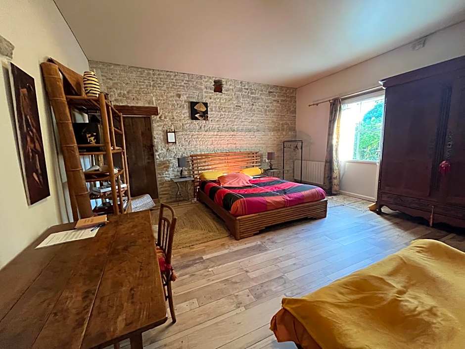 Accacia Home