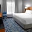 Fairfield Inn & Suites by Marriott Calhoun