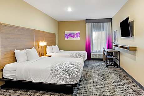 Queen Room with Two Queen Beds and Roll-In Shower - Mobility/Hearing Accessible - Non-Smoking