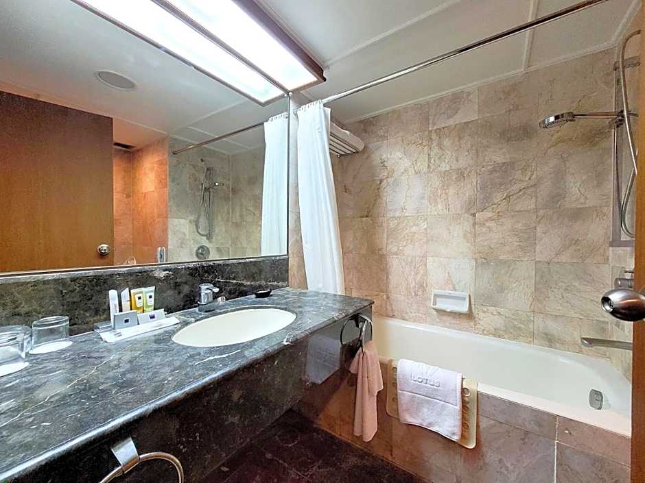 Bangkok Hotel Lotus Sukhumvit - SHA Plus