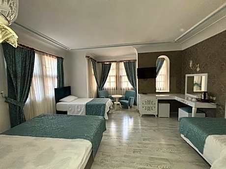 Family Room with City View