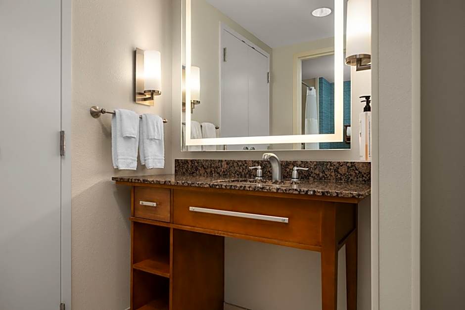 Homewood Suites By Hilton Cincinnati-Downtown