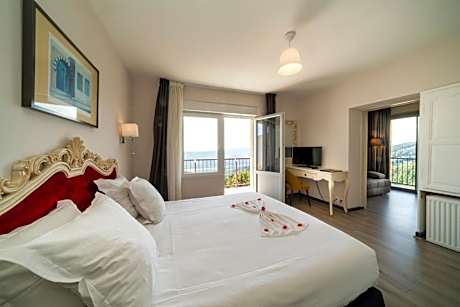 Suite with Balcony