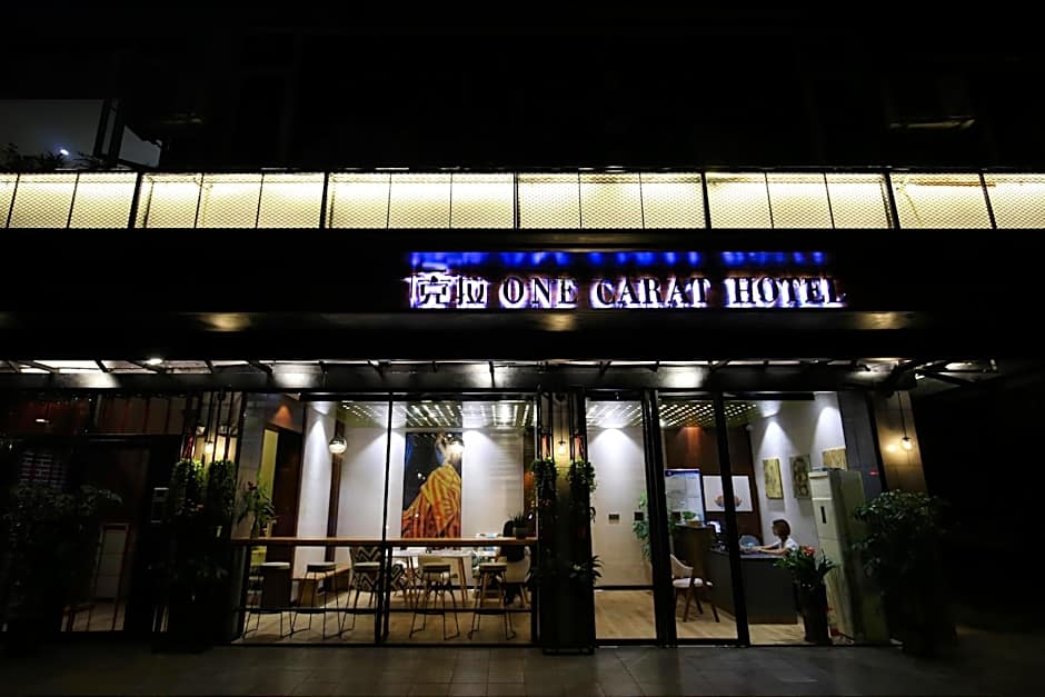 One Carat Hotel