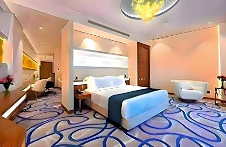 Executive Suite City View