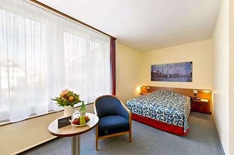 Double Room with French Bed