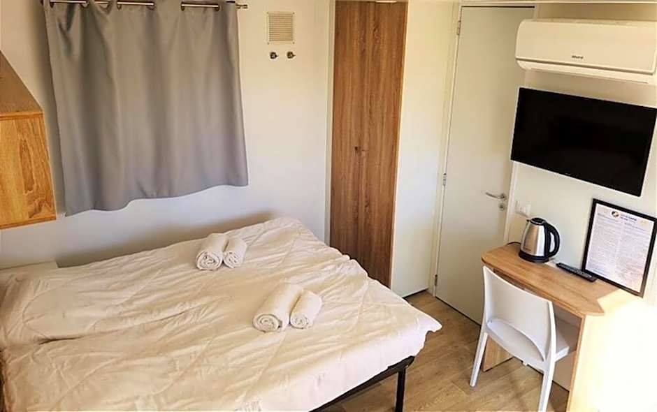 Zdjęcie 1 z 8 — 1 Bedroom Chalet
