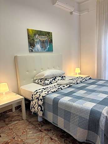 Single Room with Shared Bathroom
