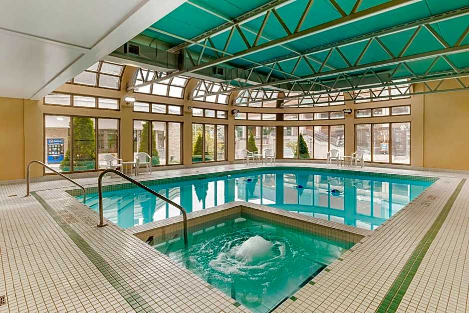 Quality Hotel Fallsview Cascade