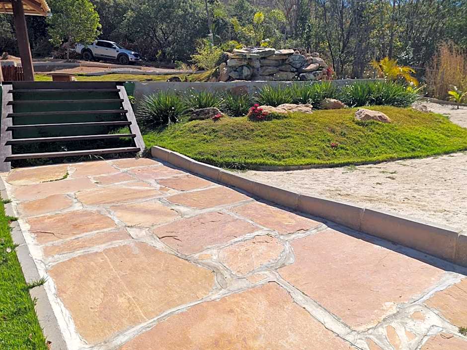 Chalé defronte Lagoa na Serra do Cipó próximo a Cachoeira Grande, Cachoeira do Pedrão e Cachoeira Véu da Noiva