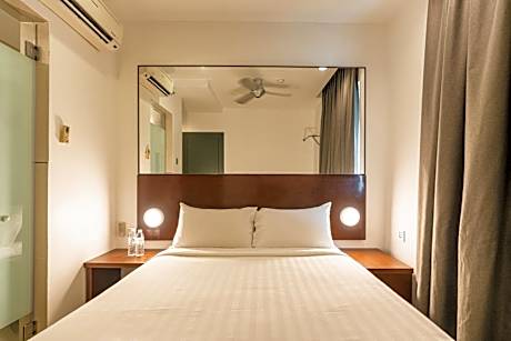 Quad Room A
