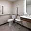 Holiday Inn Express and Suites Meriden By IHG