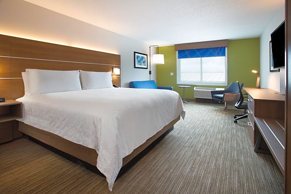 Holiday Inn Express And Suites Deland South