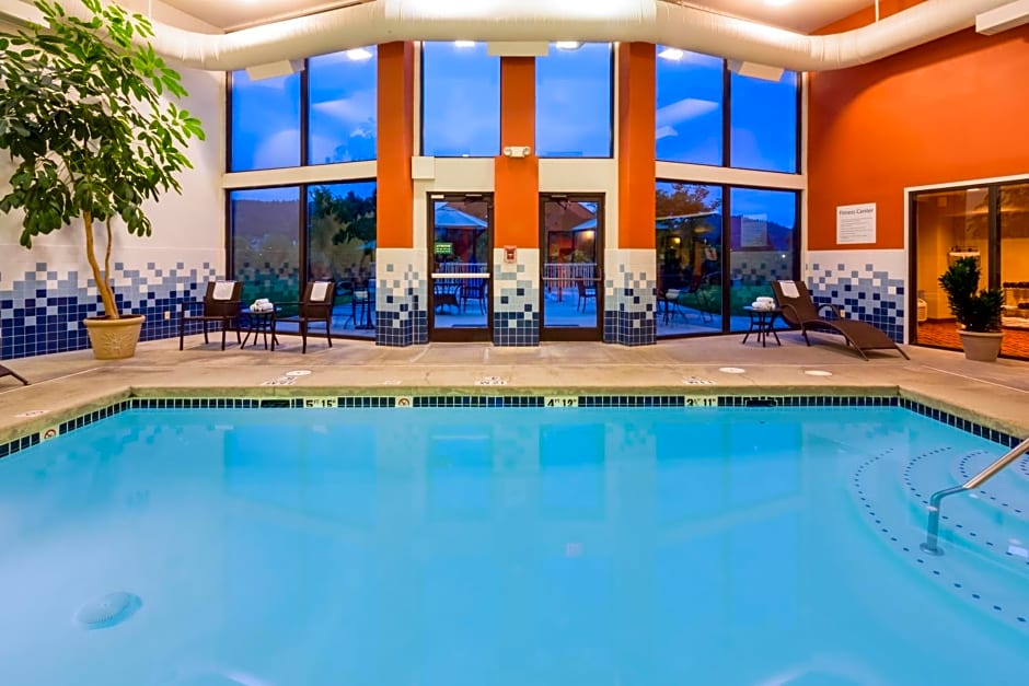 Holiday Inn Express Roseburg By IHG