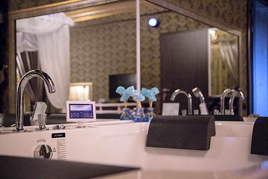 Hotel Boutique Mikaela (Adult Only)