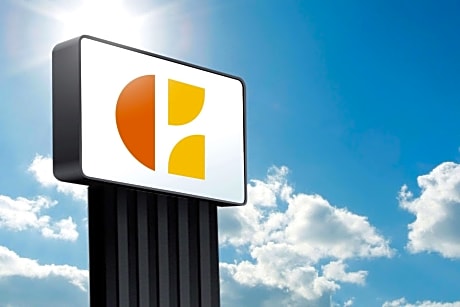 Lexington Inn and Suites