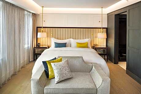 Grand Deluxe, Guest room, 1 Queen