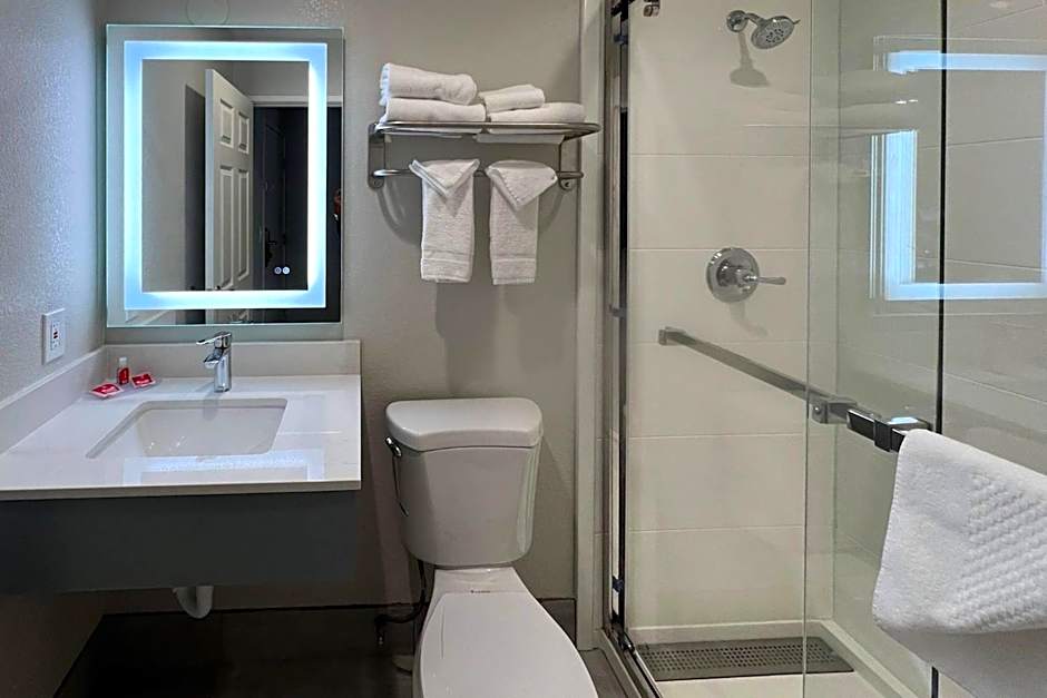 Quality Inn Tracy I-205