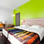 Esatitude Hotel