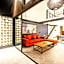 Modern Spacious Loft 200m from the beach Canggu