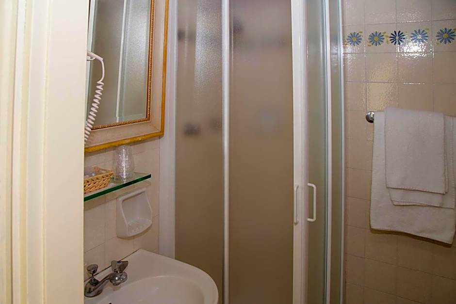 Royal Victoria Hotel