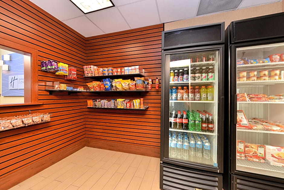 Holiday Inn Express & Suites San Diego Otay Mesa By IHG