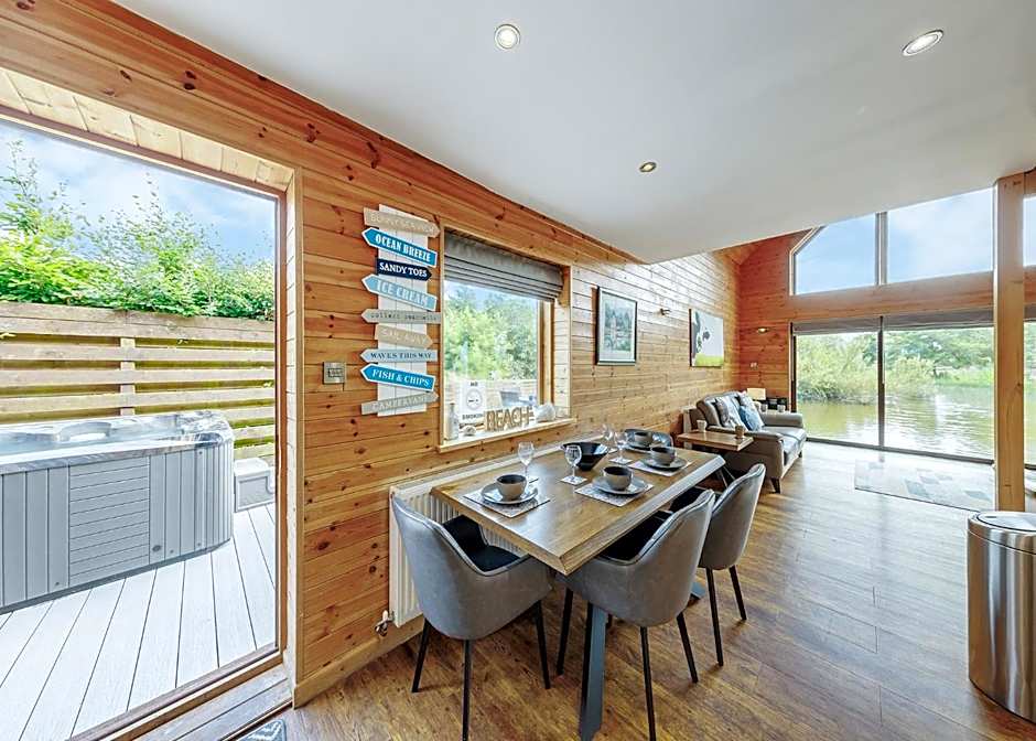 Anglesey Lakeside Lodges