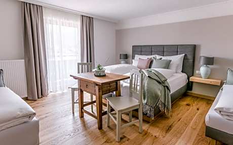 Comfort Double or Twin Room with Balcony