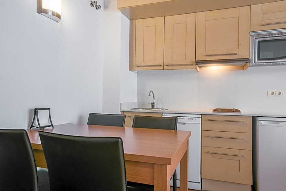 Apartamentos SNO Mont Romies Unhola