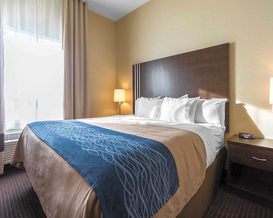 Comfort Inn and Suites Fox Creek