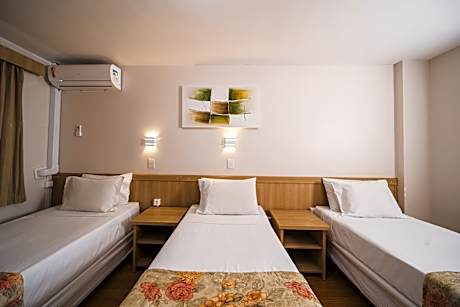 STANDARD TRIPLO TWIN
 Capacity 3