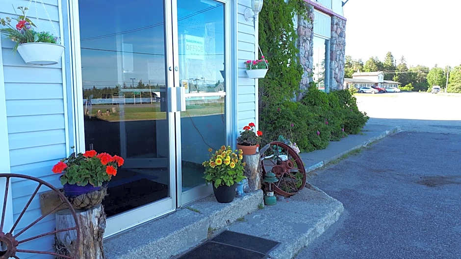 Nipigon Travelers Motel