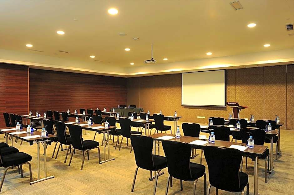 Sunday Hotel Subang Formerly Empire Hotel