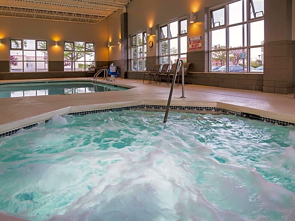 La Quinta by Wyndham Detroit Utica